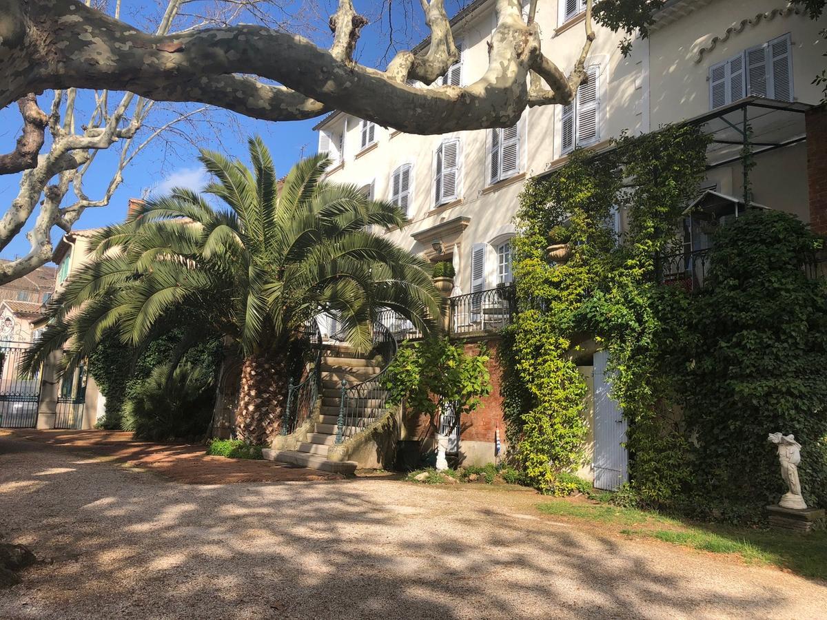 L'Enclos ロルグ エクステリア 写真